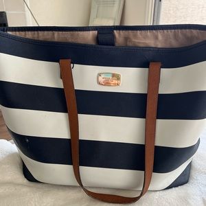 Michael Kors leather women’s large tote 17 “wide 12 “ high